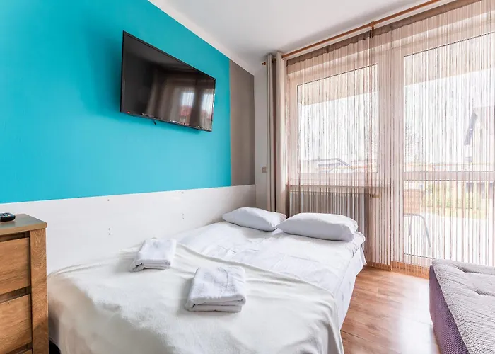 Brylantowa Sea By Bookinghost *